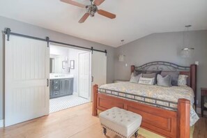 3 Schlafzimmer, Bügeleisen/Bügelbrett, WLAN, Bettwäsche