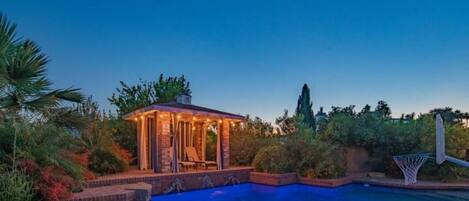 室外泳池、暖水池