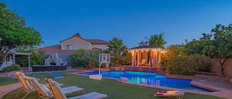 Outdoor pool, a heated pool