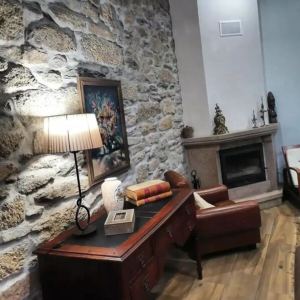 Interior - Casa de Campo Para Férias no Alto Douro com Piscina (Torre de Moncorvo)