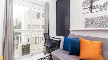 Standard Studio | Living area | TV