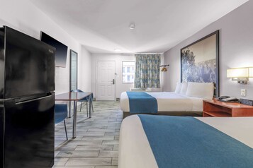 Sängtillbehör av högsta kvalitet, bäddmadrasser och skrivbord