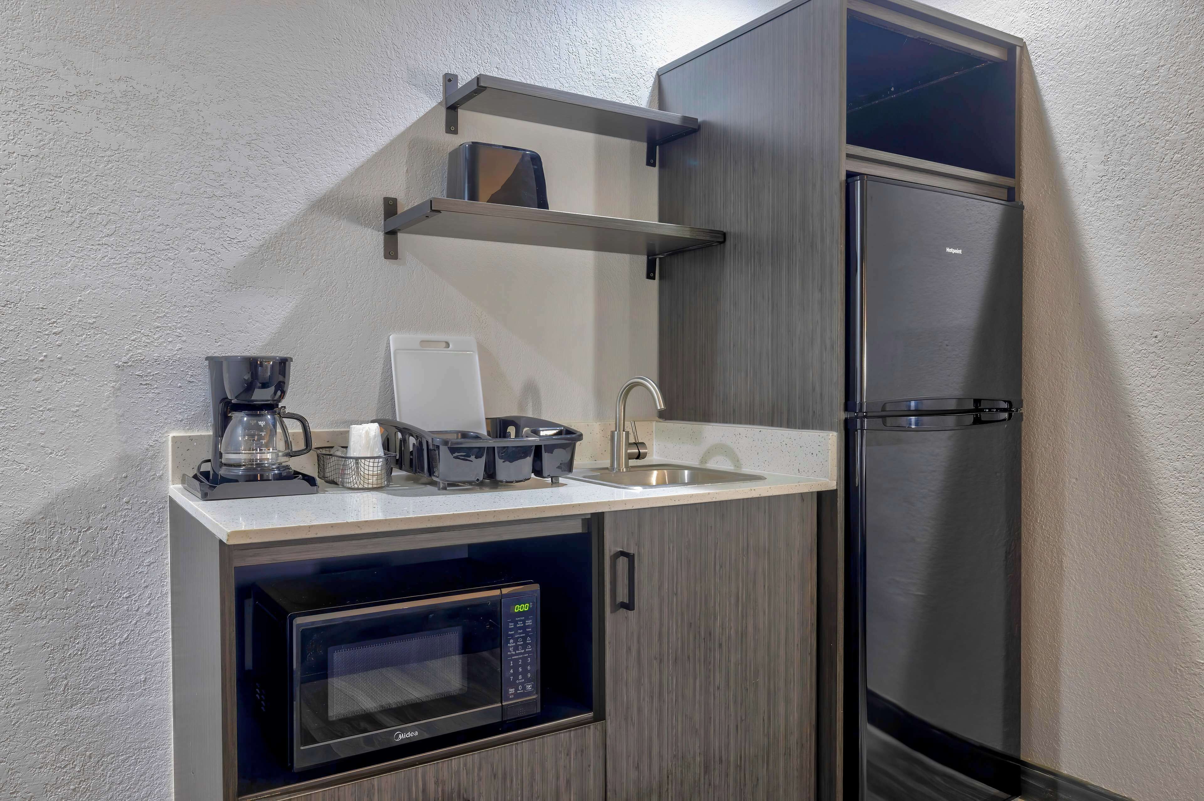 Private kitchenette