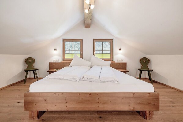 Grand Apartment, Balcony, Mountain View | 2 bedrooms, blackout drapes, soundproofing, iron/ironing board - MYALPS Mühlhof (Oetz)