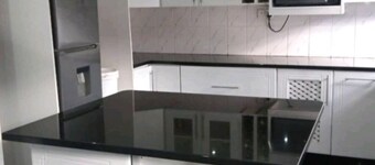 Mart's Place ; Full Solar Power + Wi-fi