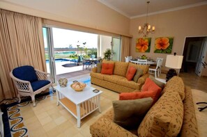 TV - Private 5-star Luxury Villa, Pueblo Bonito, Mazatlan, Sinaloa (mazatlan)