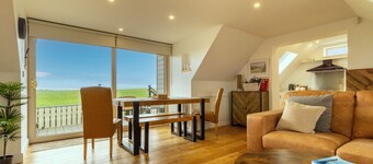 Picturesque Cottage With Views