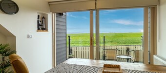 Picturesque Cottage With Views