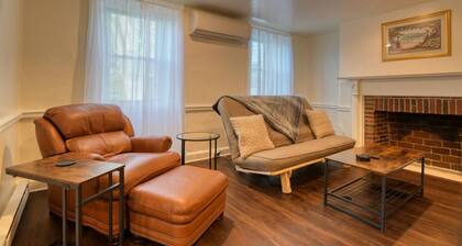 Discounted Stays | 1BR | Dog-Friendly | King | A/C