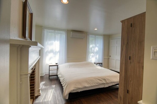 1 makuuhuone, työpöytä, silitysrauta/-lauta, ilmainen Wi-Fi