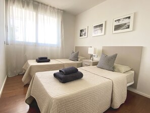 2 bedrooms, iron/ironing board, travel cot, WiFi