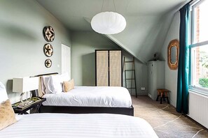 2 chambres, bureau, fer et planche Ă repasser, accĂšs Internet