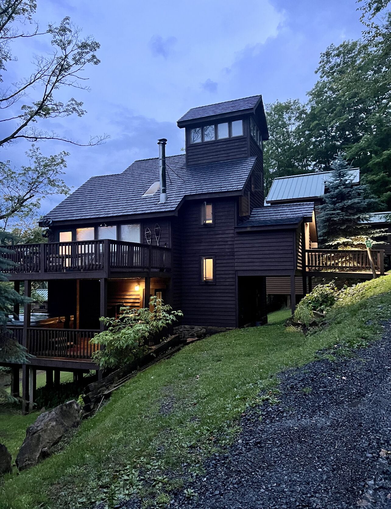 Breathtaking Views of the Valley, Hot Tub, Dog-Friendly