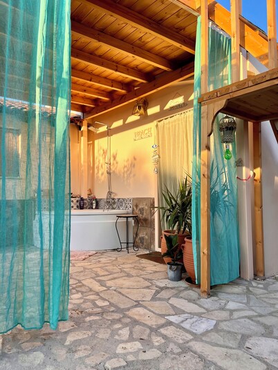 6. Luxury Garden Villa • Outdoor Spa Bath • Serenity Retreat