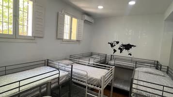 Basic Townhome, Multiple Beds | Hypo-allergenic bedding, free WiFi, bed sheets