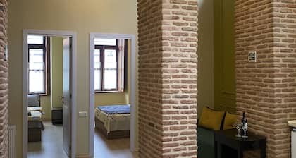 Historic Apartments "1868 Tbilisi" Best Location