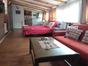 Estudio Deluxe (Bright Cozy King Bed Apartment) | Sábanas de algodón egipcio y ropa de cama de alta calidad