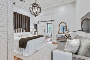 3 عدّة غرف نوم ومكواة/لوح كي وسرير سفر وواي فاي مجانًا