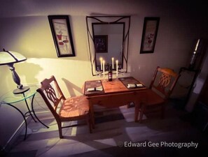 Dining - Private, Peaceful, safe detached  Apartment located in the Country. (Camp Verde)