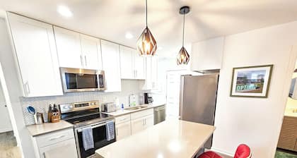 The Yellow House of Charlotte