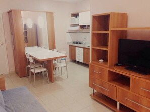 Departamento estándar, 1 cama Queen size y sofá cama | Cocina privada