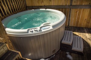 屋外スパ浴槽