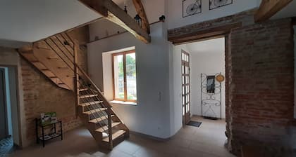 Le Gîte de Pierre Vous Accueille au Cœur du Volvestre