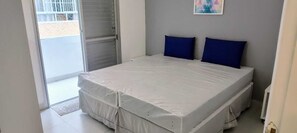 3 slaapkamers, een strijkplank/strijkijzer, gratis wifi