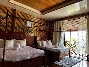 Kabin Keluarga, Beberapa Tempat Tidur, Bebas Asap Rokok, pemandangan pantai | Didekorasi berbeda-beda dan dilengkapi dengan perabotan berbeda-beda