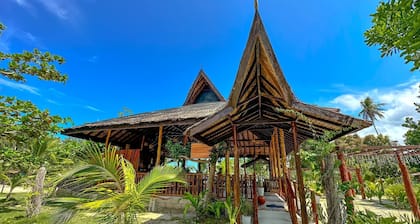 La Tranquilidad Beach Resort