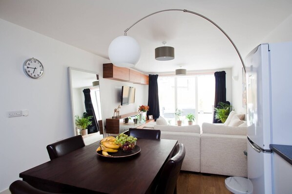 Smart TV - Quite and Decadent Flat in Soho (LONDON)