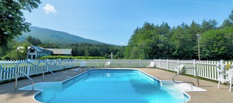 The Villager Motel