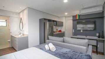 Comfort Apartment | 1 bedroom, desk