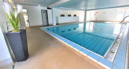 Beautiful, bright vacation apartment with swimming pool, Residence Kormoran15