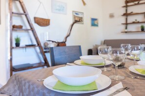 Dining - Rustico D'aMare - Two Bedroom House, Sleeps 5 (Quartu Santa Elena)