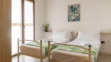 2 Schlafzimmer, Bügeleisen/Bügelbrett, kostenloses WLAN, Bettwäsche
