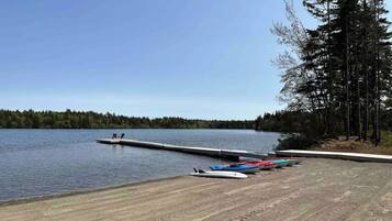 Sun-loungers, beach towels