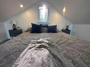 1 室のベッドルーム、WiFi (無料)、ベッドシーツ