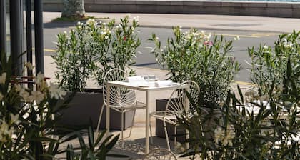 Maison du Lac Boutique Hotel