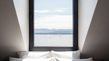 Chambre Suite Familiale | 1 habitación, caja de seguridad en la habitación y escritorio