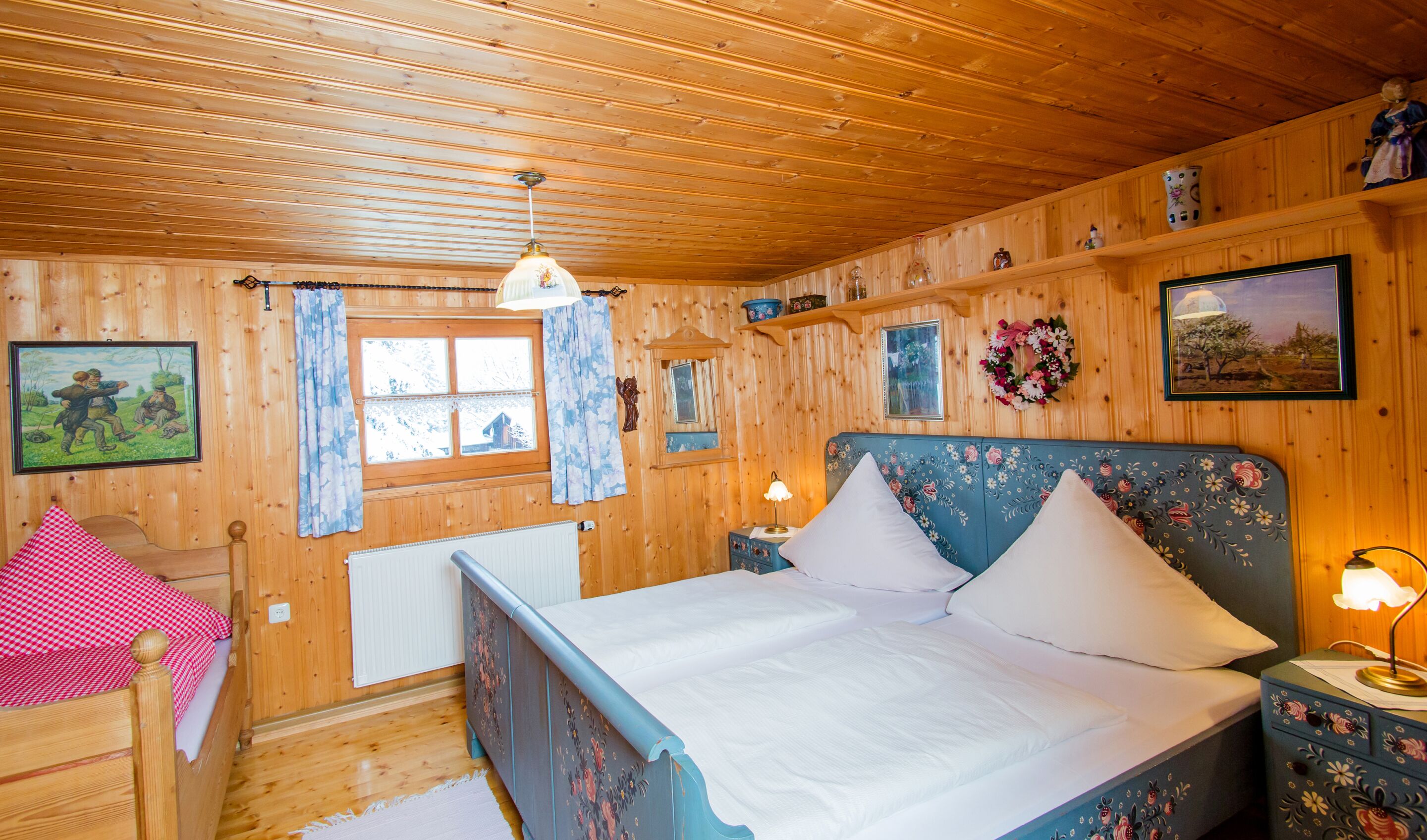 3 Schlafzimmer, Reisekinderbett, kostenloses WLAN