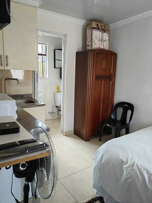 9 chambres, fer et planche Ă repasser, Wi-Fi, literie fournie