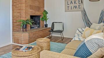 TV connectée, cheminée