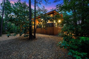 Property grounds - Campfire Dreams: Arcade, Hot Tub, Swings, 3BD/3Bath, Pet Friendly (Broken Bow)
