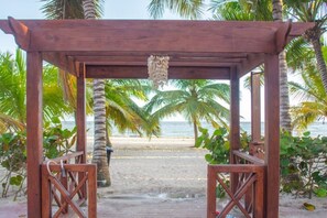 Beach - Estilo Oceánico, Vista al Mar, Acceso a Playa (Playa Juan Dolio)