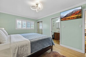 3 bedrooms, in-room safe, WiFi, bed sheets - Crest retreat home (Castro Valley)