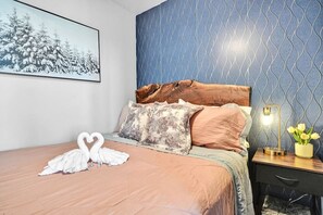 1 soverom, strykejern/-brett, wi-fi og sengetøy