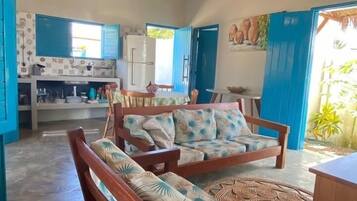 Superior-Bungalow | Wohnbereich | Smart-TV