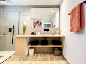 Haartrockner, Handtücher