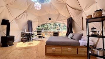 1 quarto, roupa de cama
